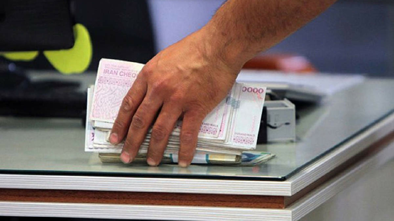 تخصیص اعتبار ۲۰ میلیون تومانی برای کارمندان دولت