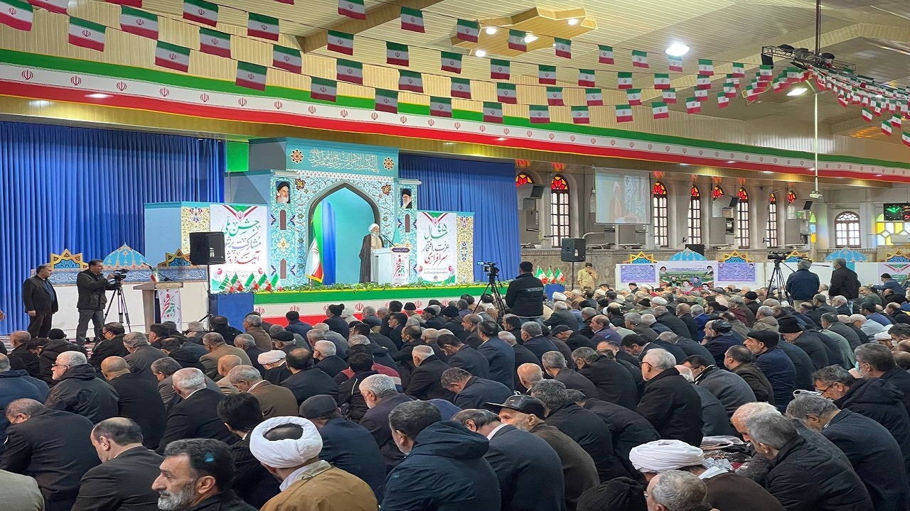 کاستی‌ها و مشکلات نباید موجب ندیدن اقدامات باشد