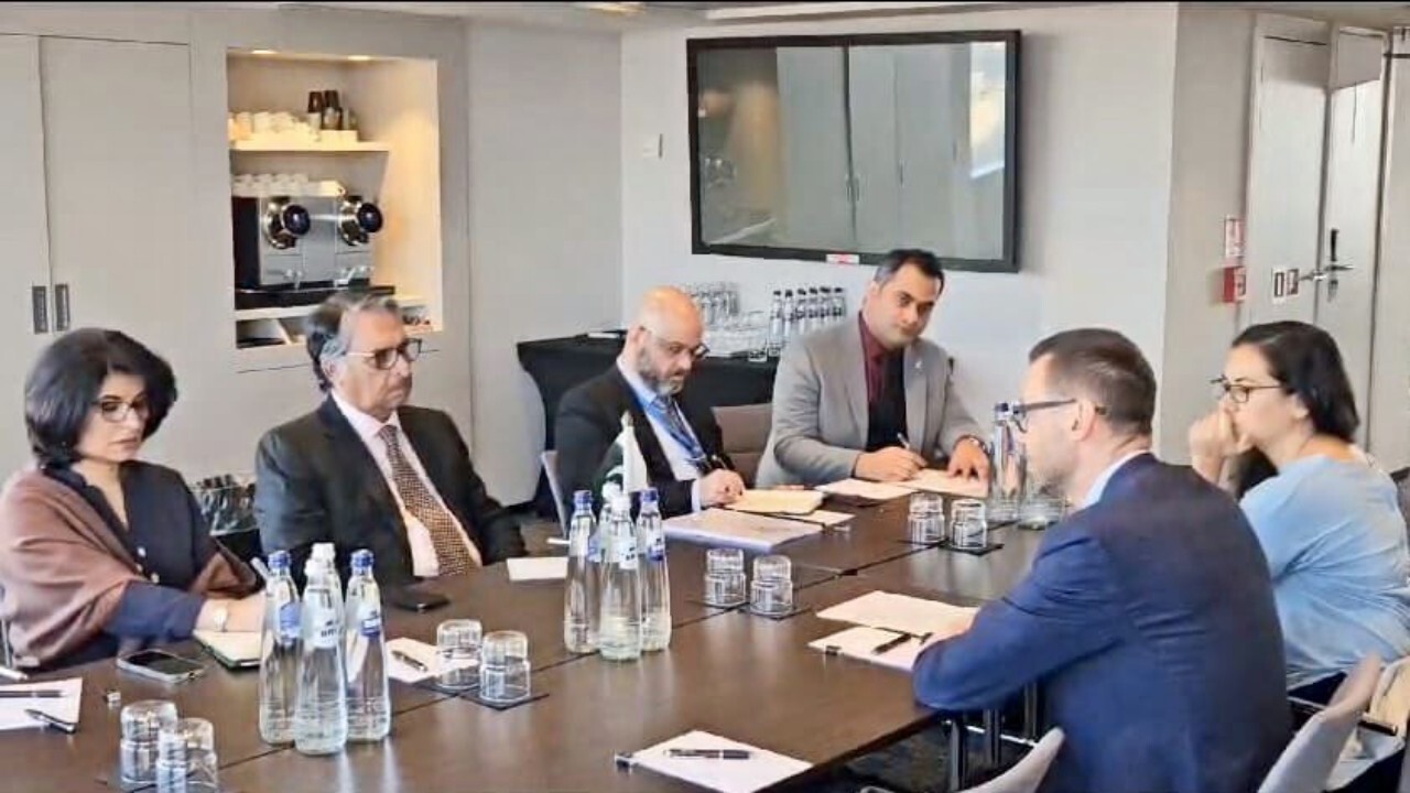 بررسی تحولات افغانستان محور گفتگوهای مقامات اتحادیه اروپا، پاکستان و اندونزی
