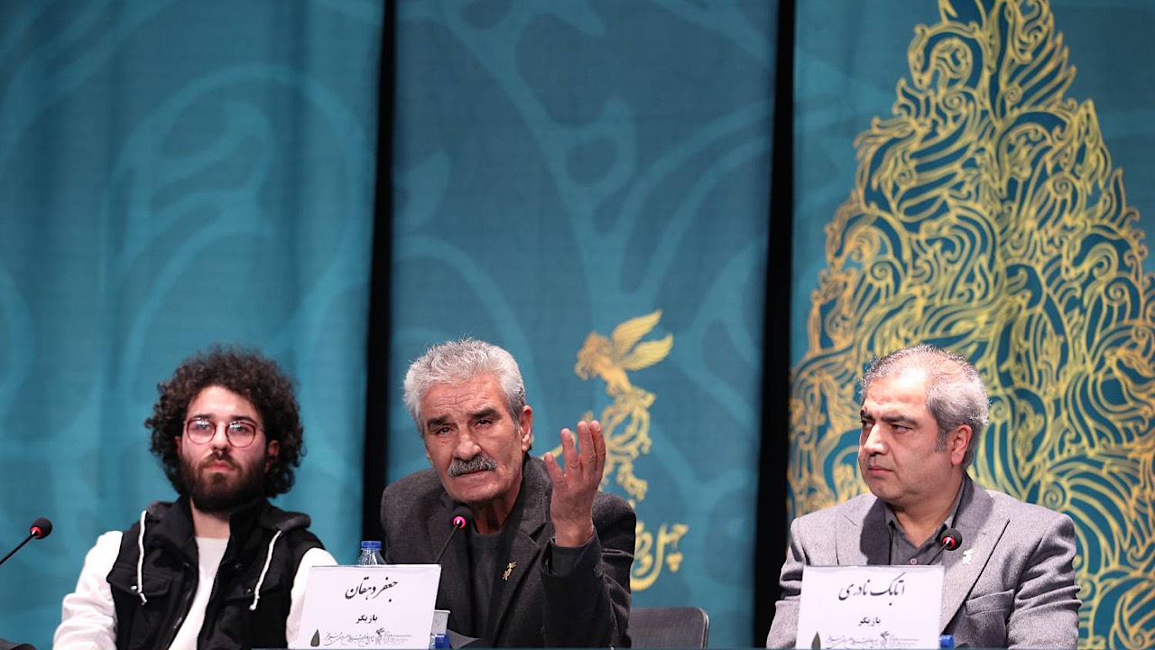 سینمای جنگ نباید تمام شود/ از شهدا گفتن ترس ندارد