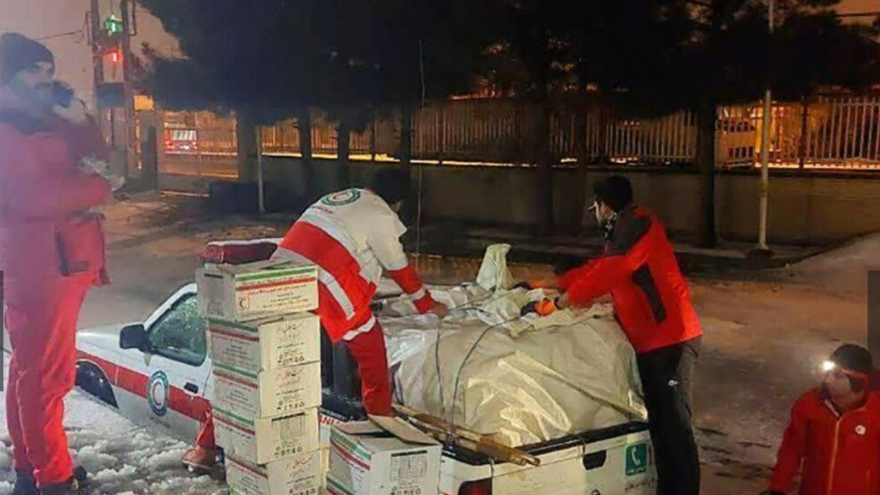 اسکان اضطراری ۶۸۰ نفر مسافر محور تربت حیدریه - مشهد