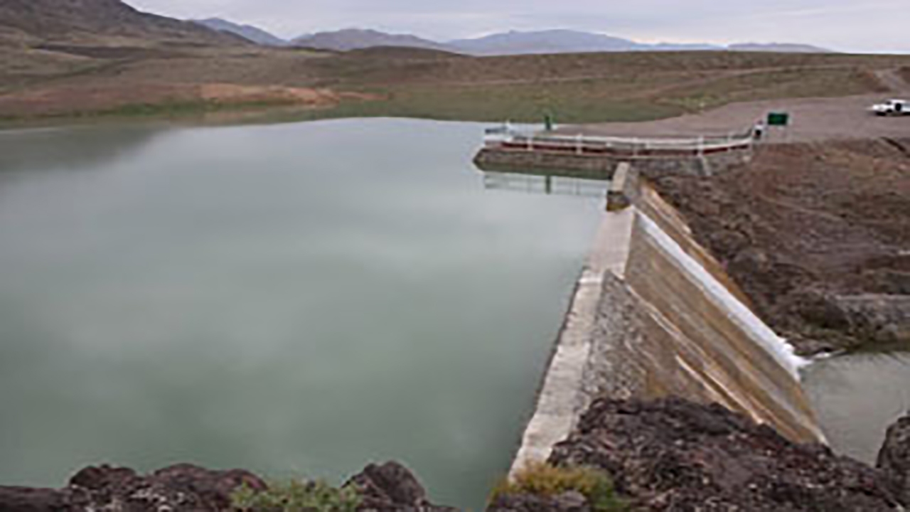 آبگیری سازه‌های آبخیزداری در شهرستان رودان