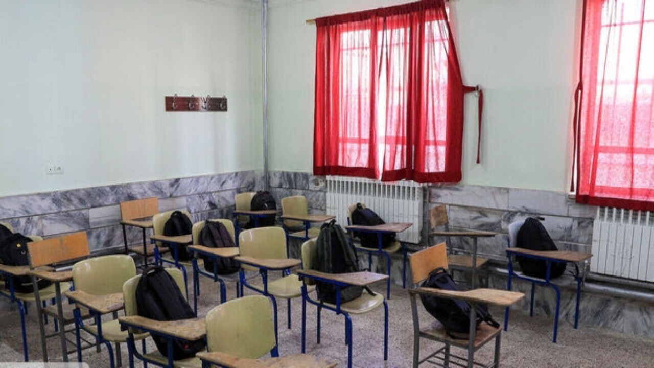 افتتاح مدرسه ۱۲ کلاسه برای اتباع در بوشهر + فیلم