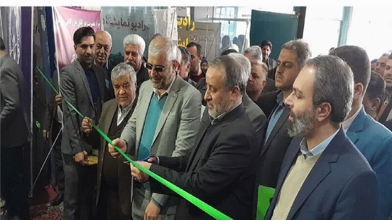 گشایش نمایشگاه روایت پیشرفت در سمنان