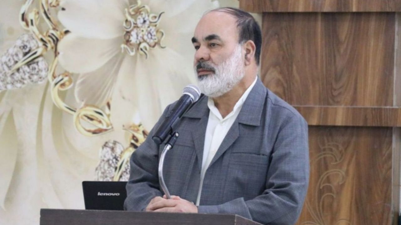 معلمان و اساتید باید به علم روز مسلط باشند