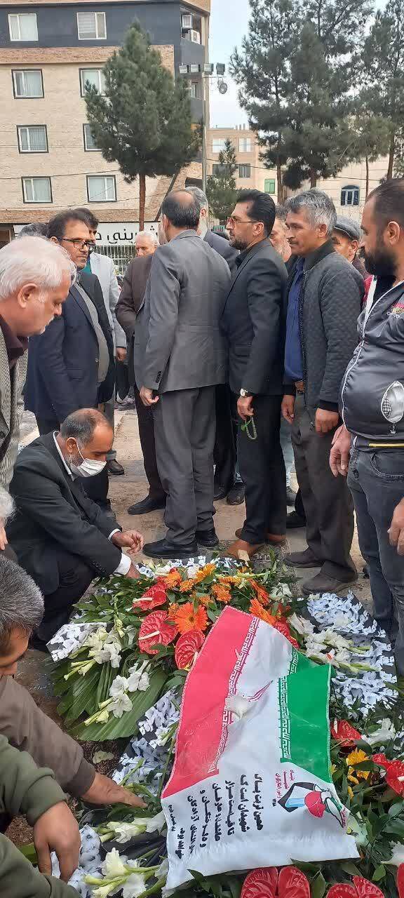 مراسم خاکسپاری شهید