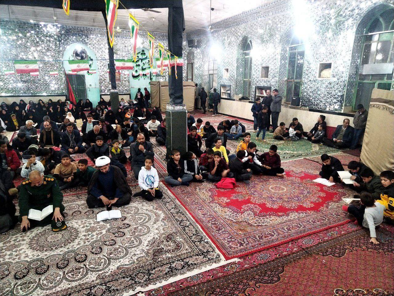 تصاویری از برپایی محفل انس با قرآن کریم