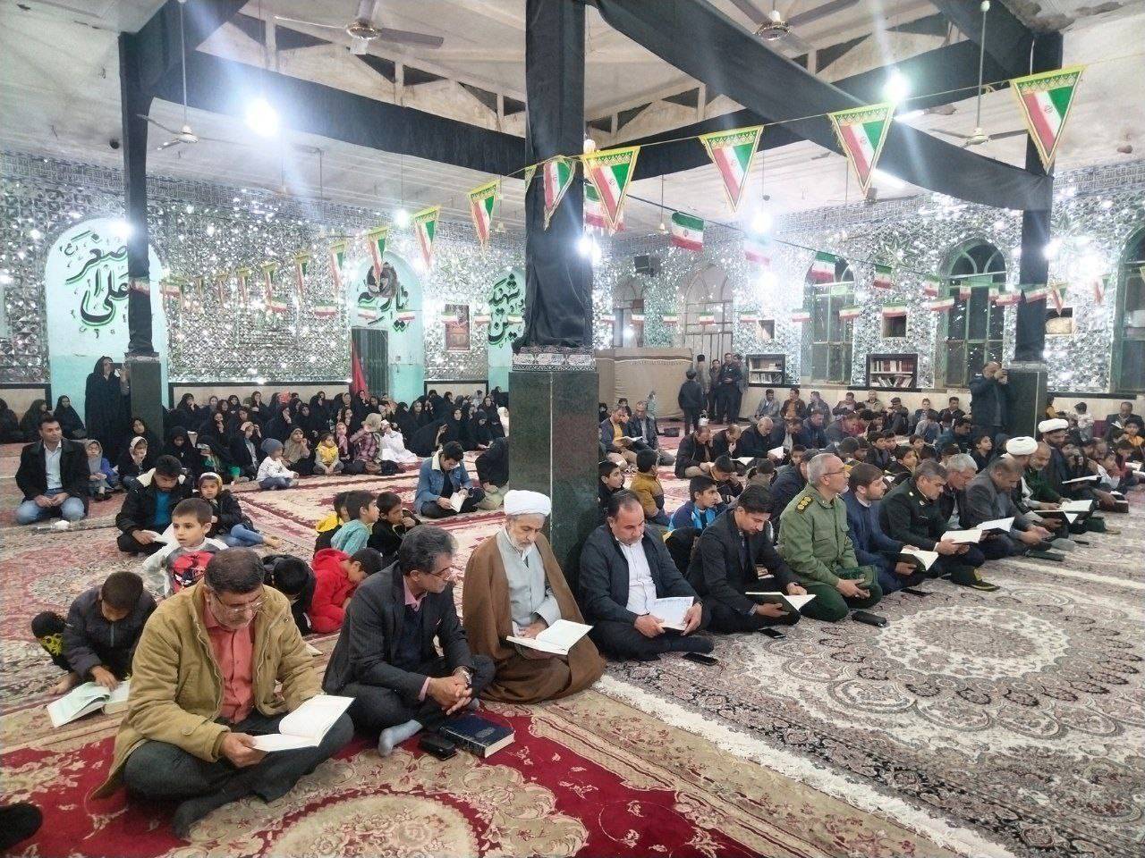 تصاویری از برپایی محفل انس با قرآن کریم در انابد