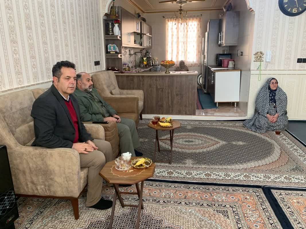 دیدار با خانواده شهید