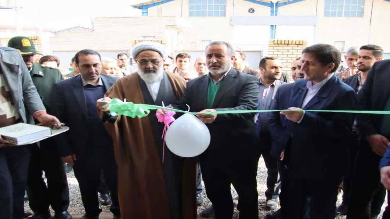 افتتاح طرح های عمرانی و اقتصادی در شهرستان آرادان