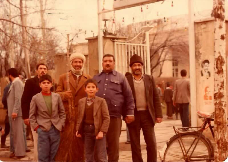 عکس یادگاری از پیروزی انقلاب