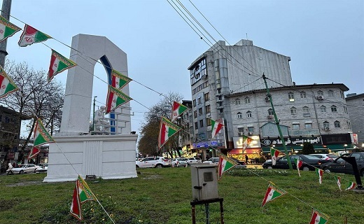آذین بندی رشت در ۴۵ سالگی انقلاب آذین بندی رشت در ۴۵ سالگی انقلاب