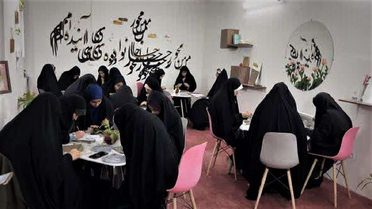 افتتاح نخستین پاتوق فرهنگی و هنری دختران ریحان در یزد