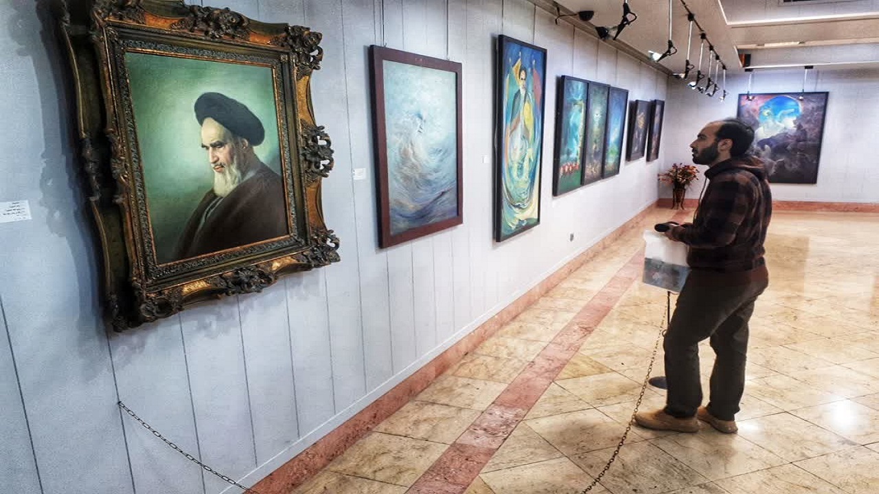برپایی نمایشگاه نقاشی گنجینه در نگارستان اشراق قم