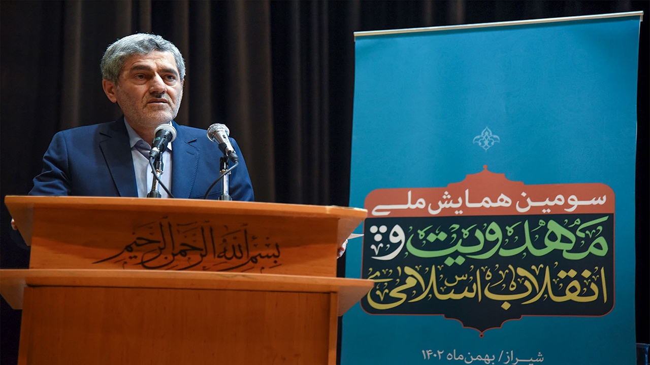 انقلاب اسلامی؛ زمینه ساز ظهور منجی عالم بشریت