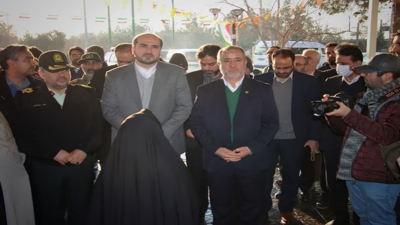 معاون اجرایی رئیس جمهور وارد گرمسار شد