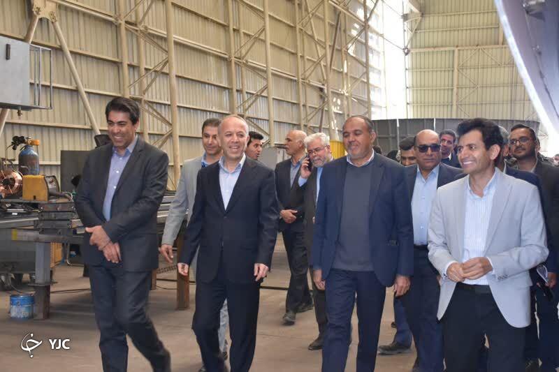اجازه استفاده از تجهیزات خارجی در صورت داشتن تجهیزات مشابه داخلی در پروژه‌های نفتی و گازی وجود ندارد