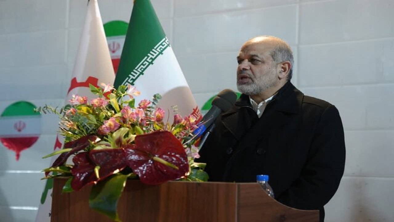 افتتاح کارخانه رب گوجه فرنگی در شهرستان صحنه و فاز دوم کارخانه پلیمر بافت مدلل با حضور وزیر کشور