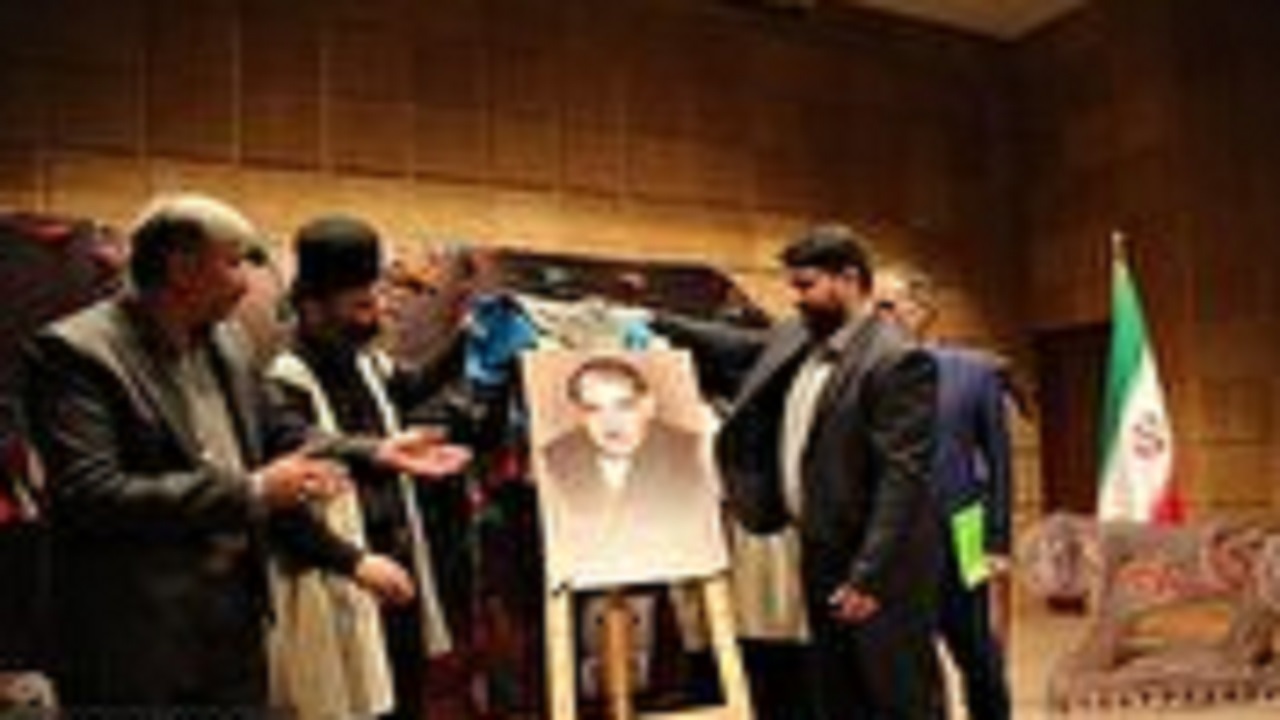 رونمایی از تصویر دیجیتالی شاعر بختیاری در شهرکرد