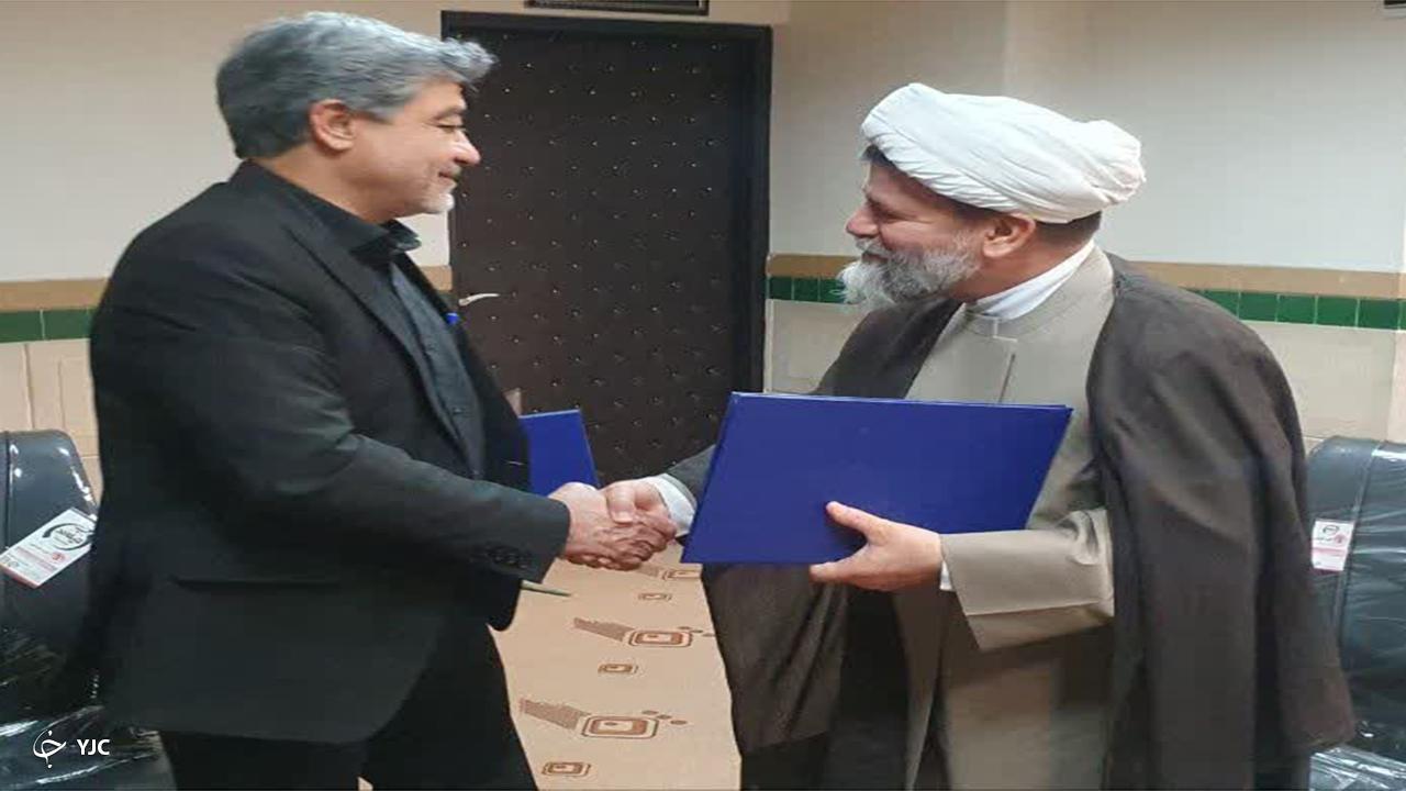 همکاری حوزه‌های علمیه فارس در اجرای طرح کاشت یک میلیارد درخت در کشور