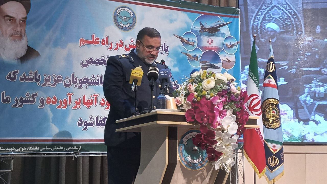 حماسه‌های دوران دفاع مقدس باید برای نسل جوان بازگو شود