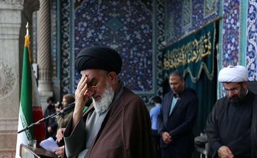برپایی دسته عزای کاظمی در حرم بانوی کرامت(س)
