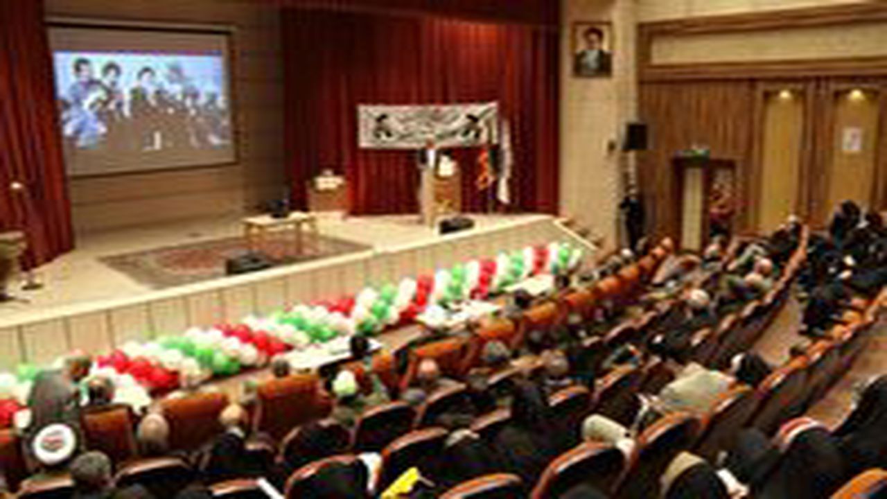 همایش طرفداران امام خمینی (ره) در سمنان
