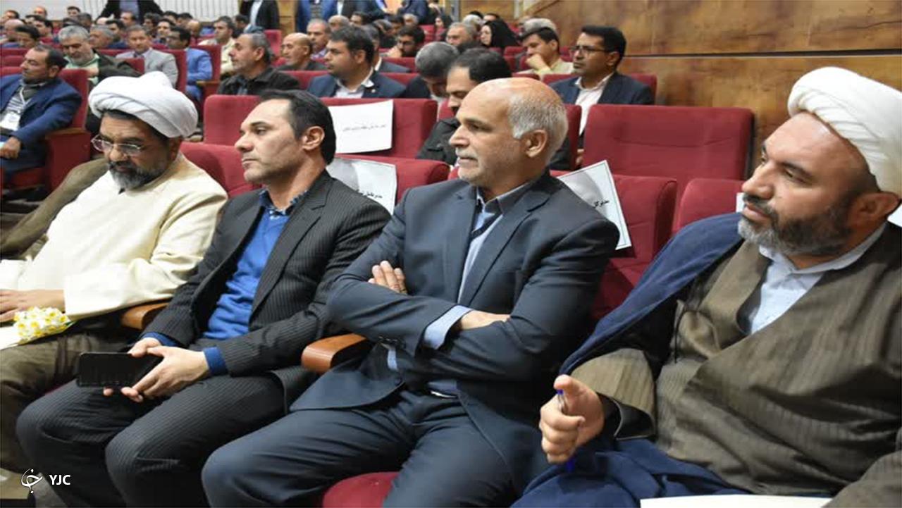 انعقاد قرارداد با ۵۸۴ سرمایه گذار در شهرک‌های صنعتی شرق فارس