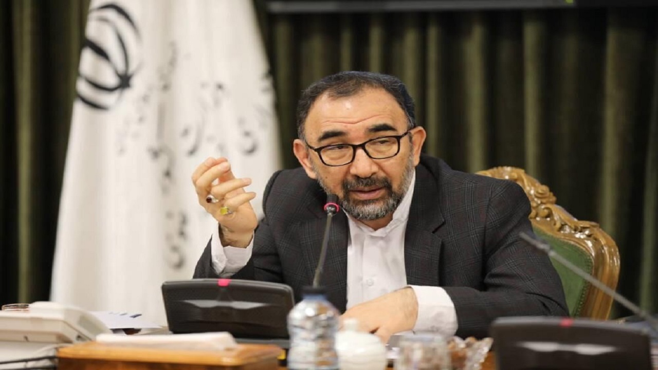 سرخس و مشهد درگیر پدیده ریزگردها هستند