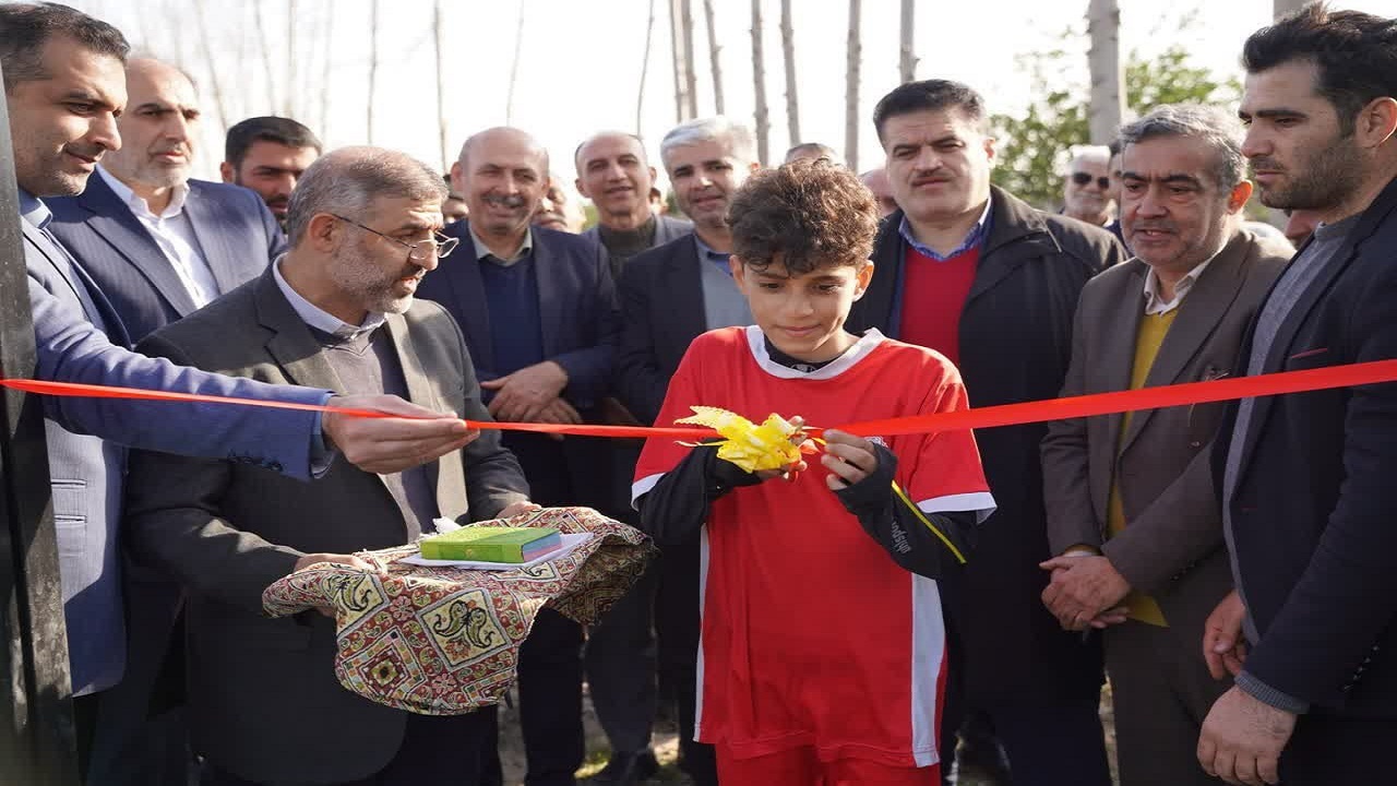 گشایش زمین فوتبال چمن مصنوعی روستای دامیر ساری