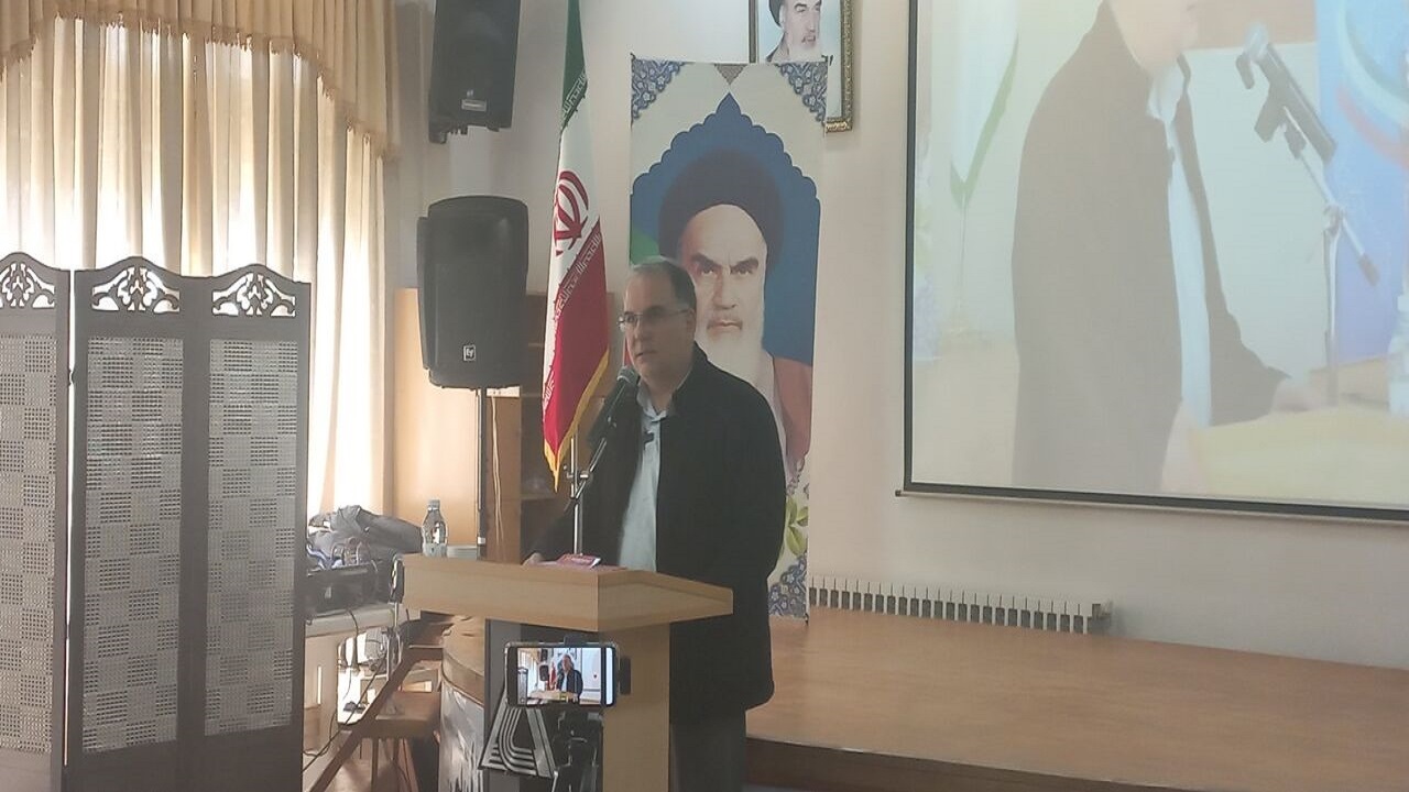 مشارکت حداکثری مردم در انتخابات فشار خارجی را کاهش می‌دهد