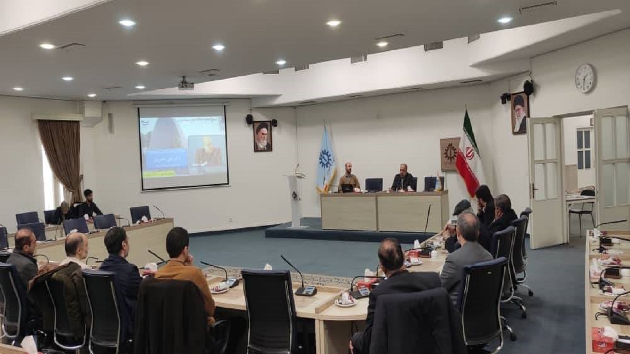 برخی مسئولان مسئولیت اقدامات خود را قبول نمی‌کنند