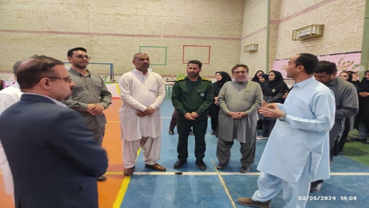 نمایشگاه صنایع دستی از مواد بازیافتی در شهر چابهار راه‌اندازی شد