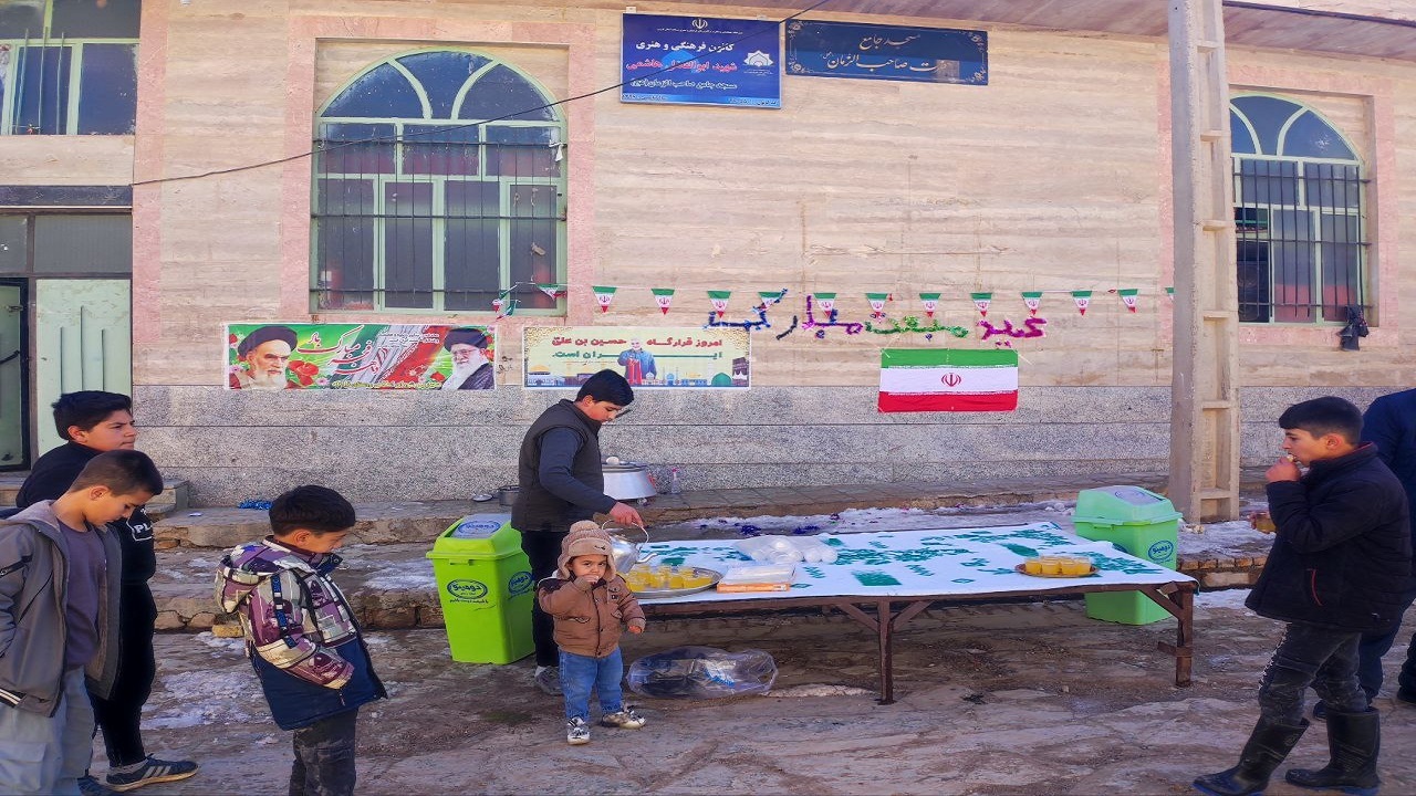 برپایی ایستگاه صلواتی به مناسبت عید مبعث در روستای توآباد + فیلم و تصاویر