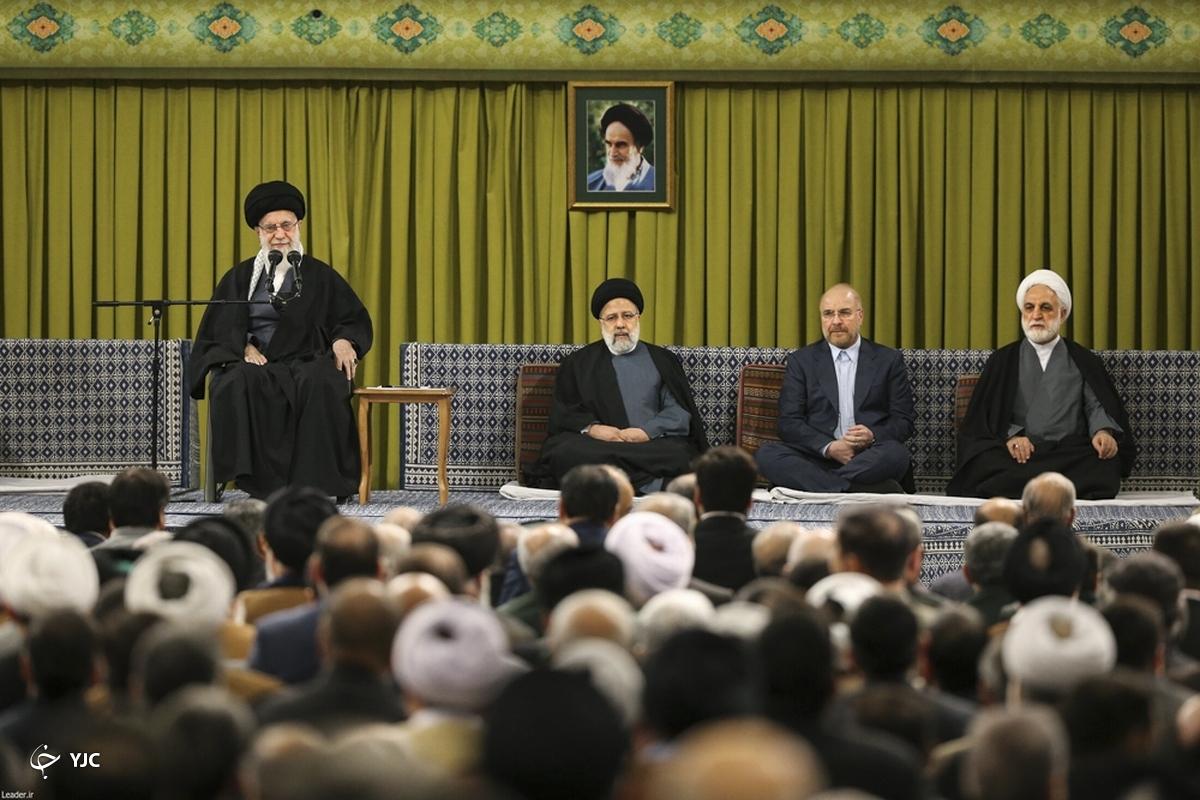 دیدار شرکت کنندگان در چهلمین دوره مسابقات قرآن کریم با رهبر انقلاب