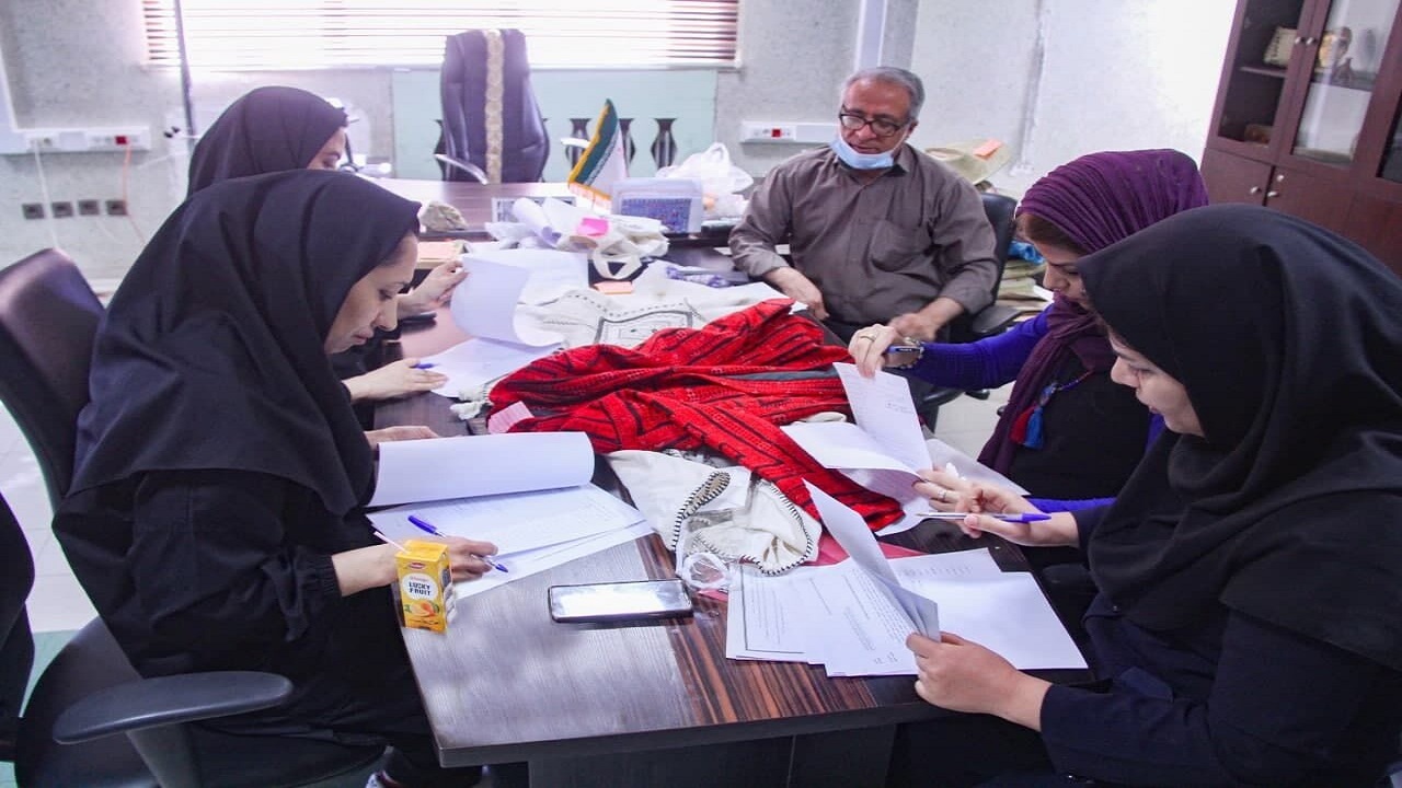 هفتمین دوره داوری صنایع دستی در سیستان و بلوچستان برگزار شد/دریافت مهر اصالت برای ۱۱۰ اثر