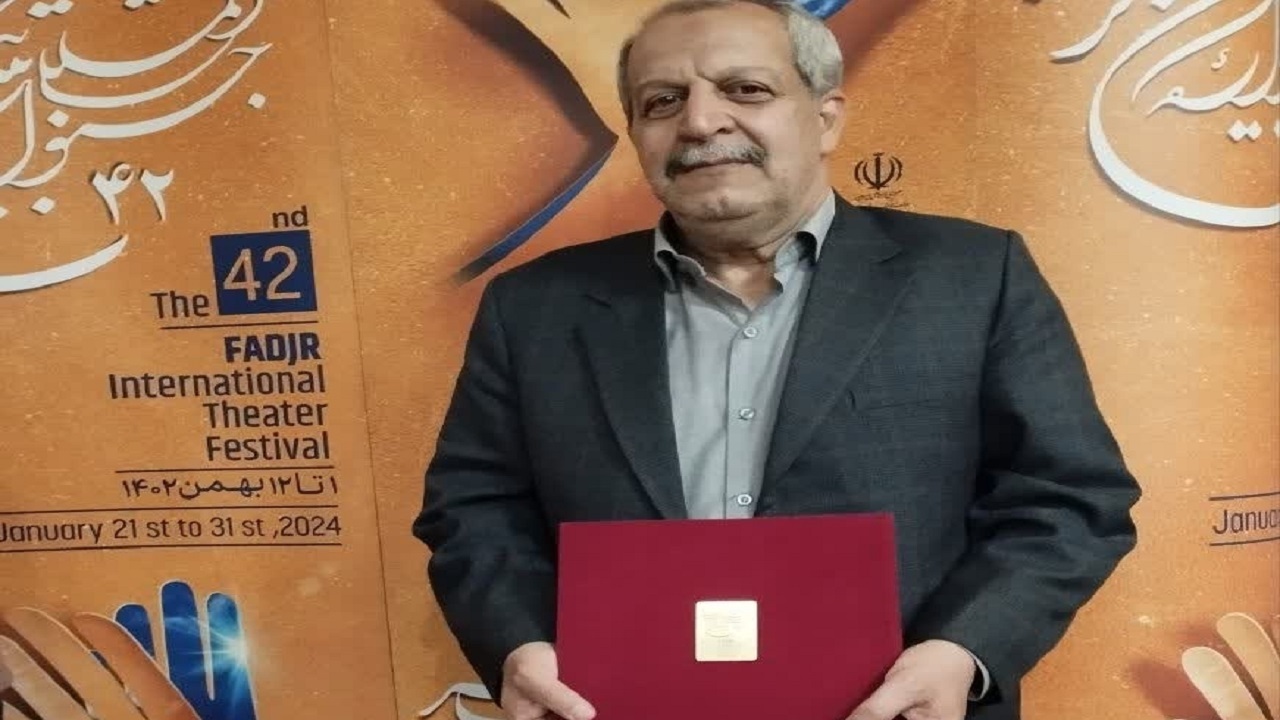 کسب رتبه سوم هنرمند یزدی در جشنواره تئاتر فجر