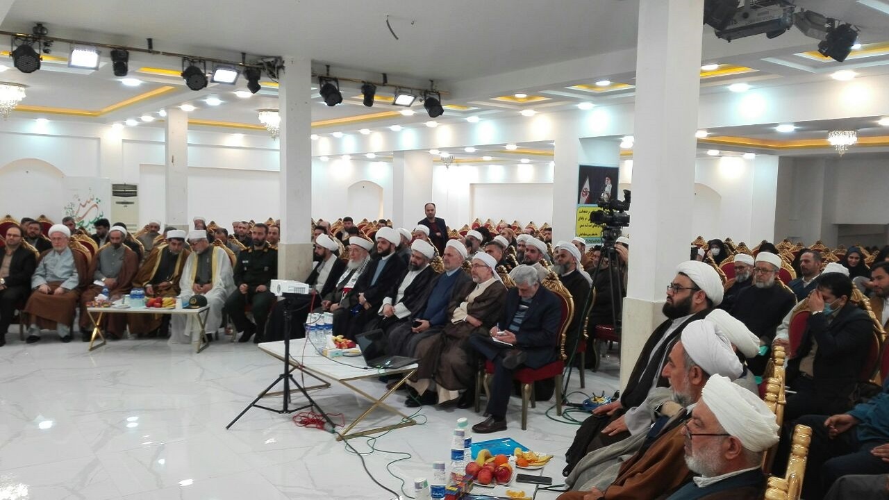 مشارکت حداکثری در انتخابات تعیین کننده سرنوشت خودمان است