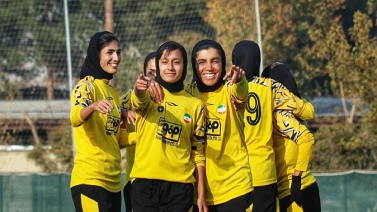 دختران سپاهان در خانه میزبان ملوان انزلی