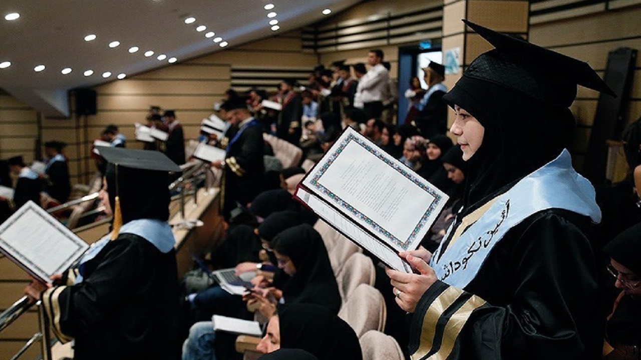 تحصیل بیش از ۴۰۰ دانشجوی بین‌الملل در دانشگاه علوم پزشکی مشهد