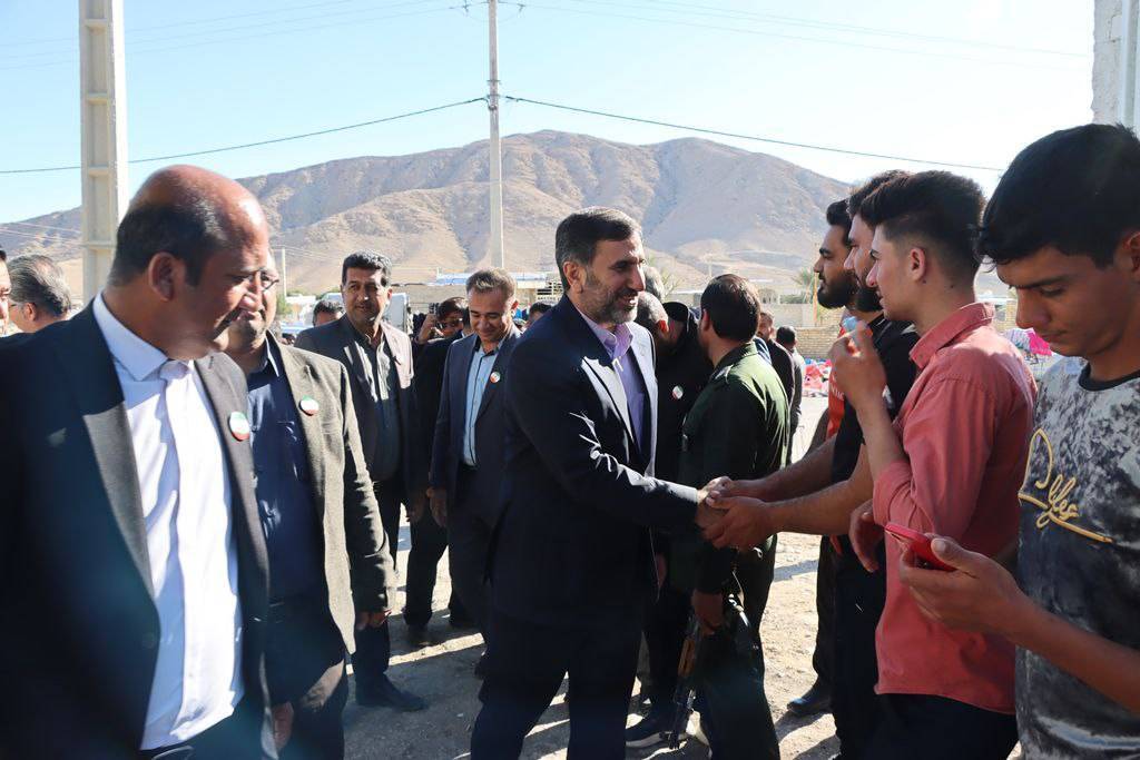 حضور مسئولان