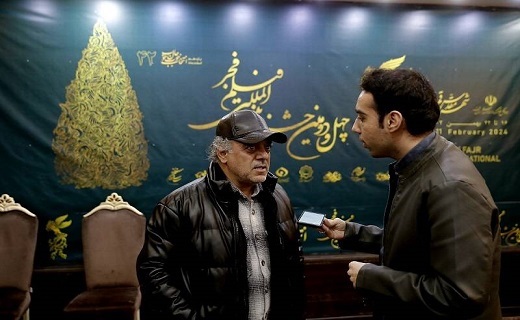 جواد افشار در قم به تماشای &laquo;مجنون&raquo; نشست