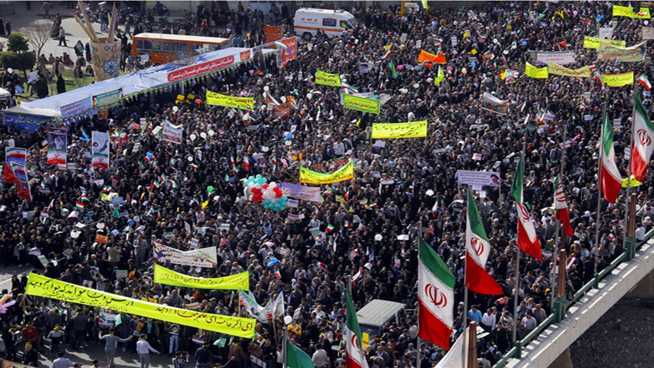 شیراز آماده راهپیمایی سالروز پیروزی انقلاب اسلامی/ تدابیر ترافیکی برگزاری راهپیمایی ۲۲ بهمن اعلام شد