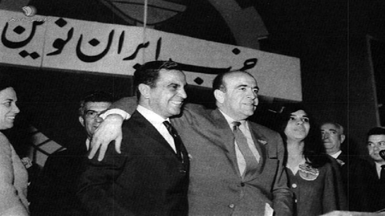 علت سقوط پهلوی از زبان وزیر کشور هویدا؛ فساد اخلاقی ما را از بین برد