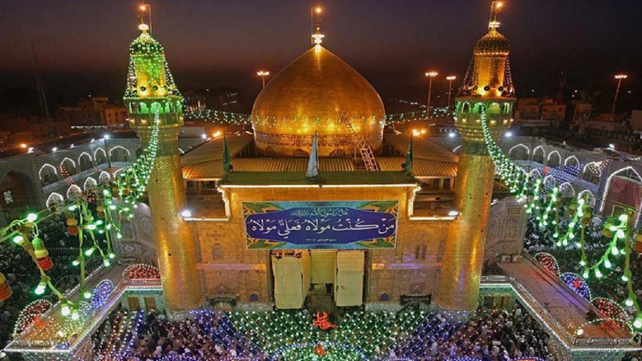 سر دادن ندای الله اکبر توسط زائران حرم حضرت علی (ع) در شب پیروزی انقلاب اسلامی + فیلم