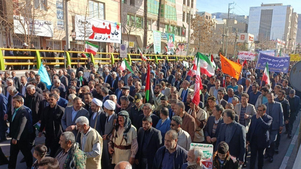 برگزاری مراسم راهپیمایی ۲۲ بهمن در ایلام