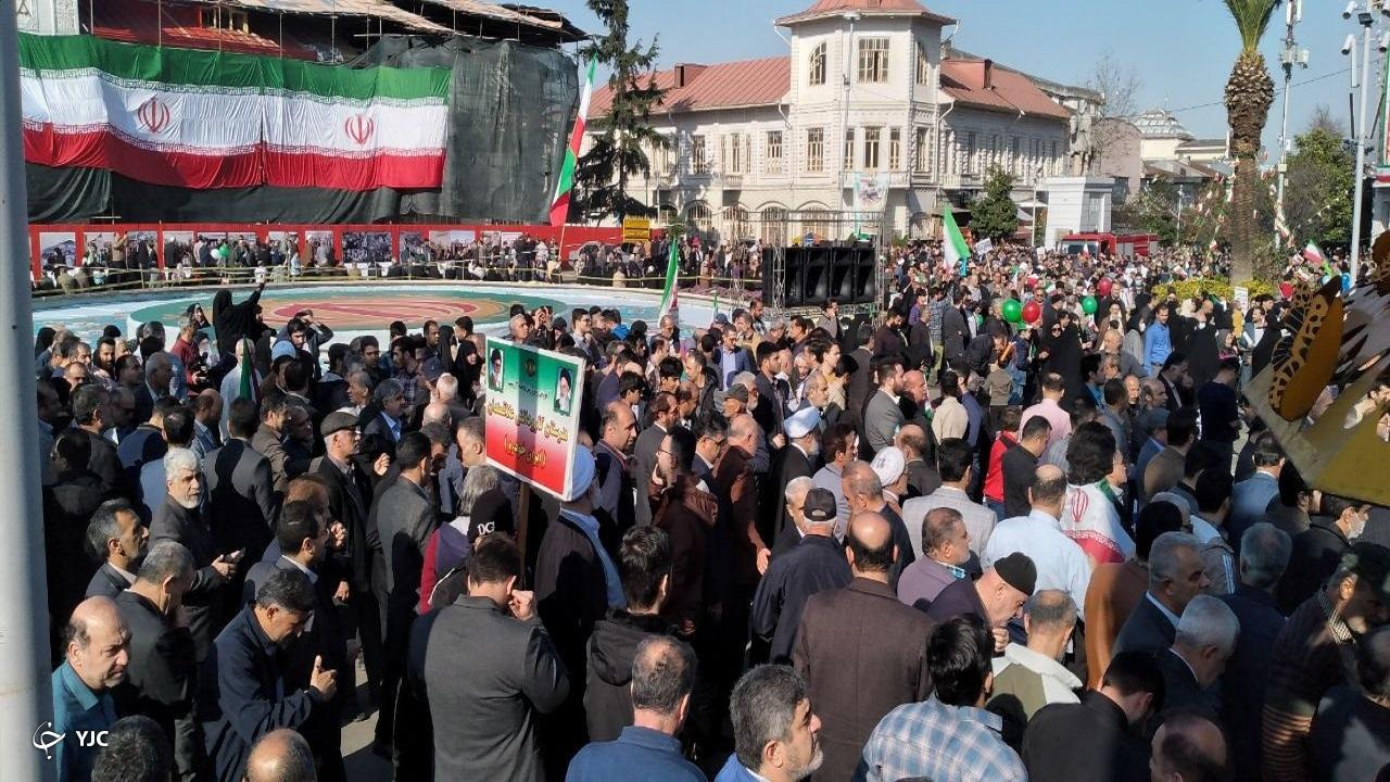 حضور مردم گیلان در جشن پیروزی انقلاب اسلامی + تصاویر