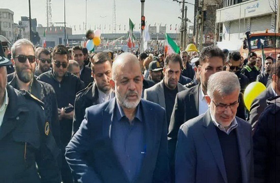 وزیر کشور در راهپیمایی ۲۲ بهمن وزیر کشور در راهپیمایی ۲۲ بهمن