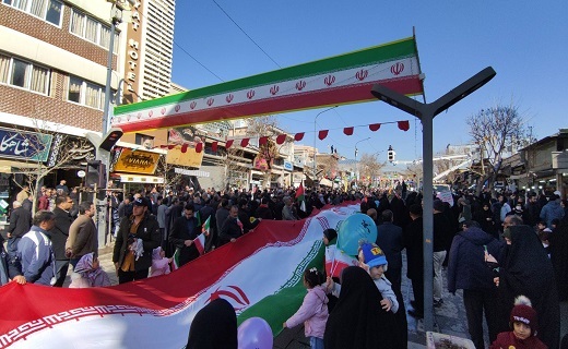 شکوه حضور کردستانی&zwnj;ها در راهپیمایی ۲۲ بهمن + فیلم و تصاویر