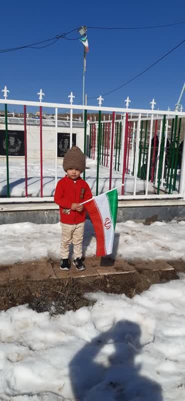 حضور کودکان در مراسم یوم الله 22 بهمن